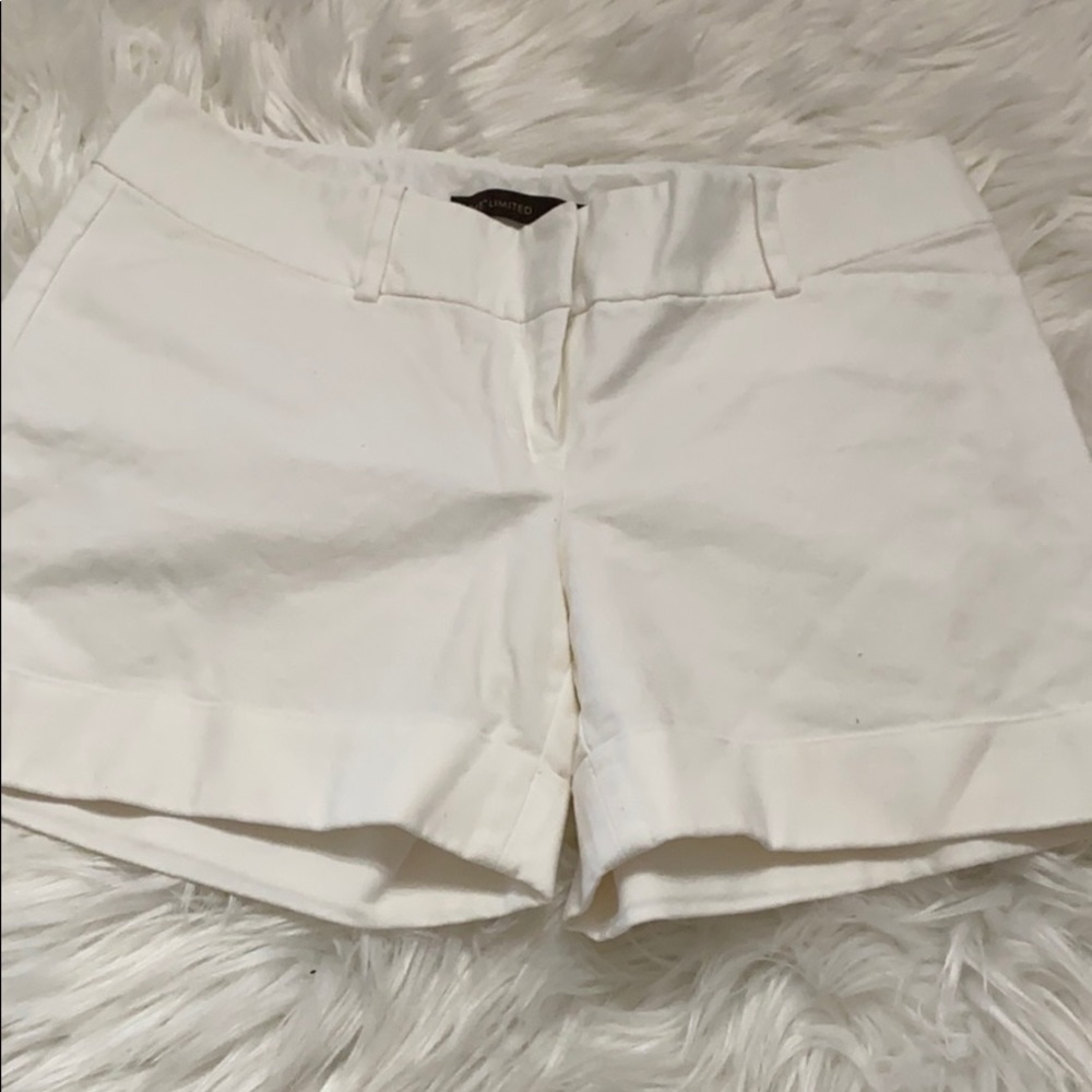 Crew fit white short